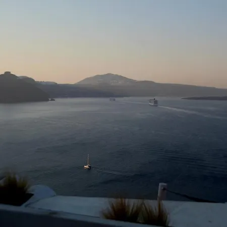 Ostria Caldera 3* Oia