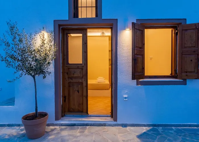 Konukevi Ostria Caldera