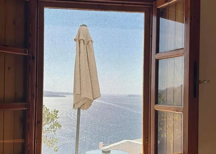 Konukevi Ostria Caldera