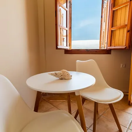 Ostria Caldera Oia (Santorini)