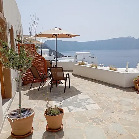 Ostria Caldera Oia (Santorini)