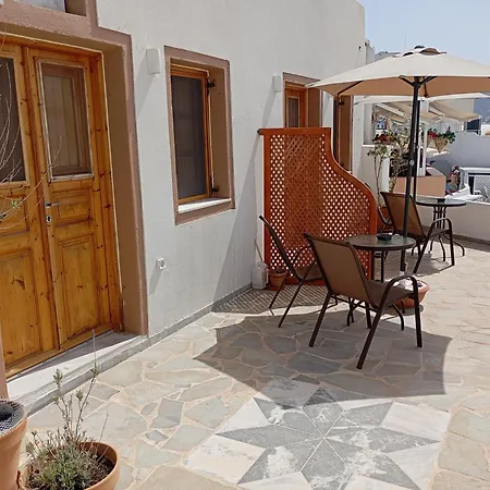 Ostria Caldera Guest house Oia (Santorini)